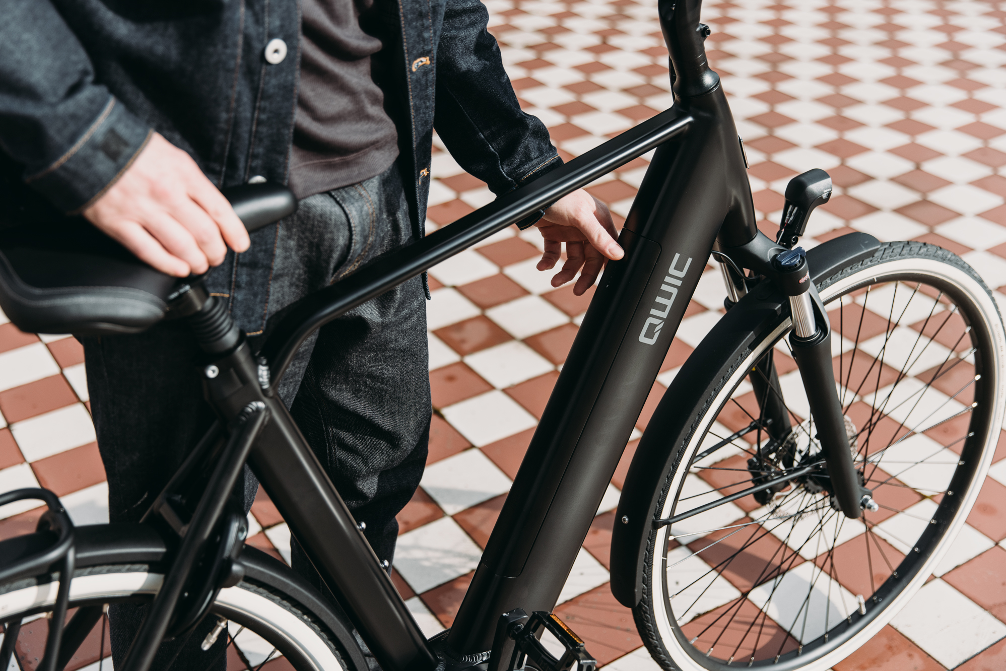 Positief getuige gisteren QWIC Premium i MN7+ | Comfortabele design e-bike