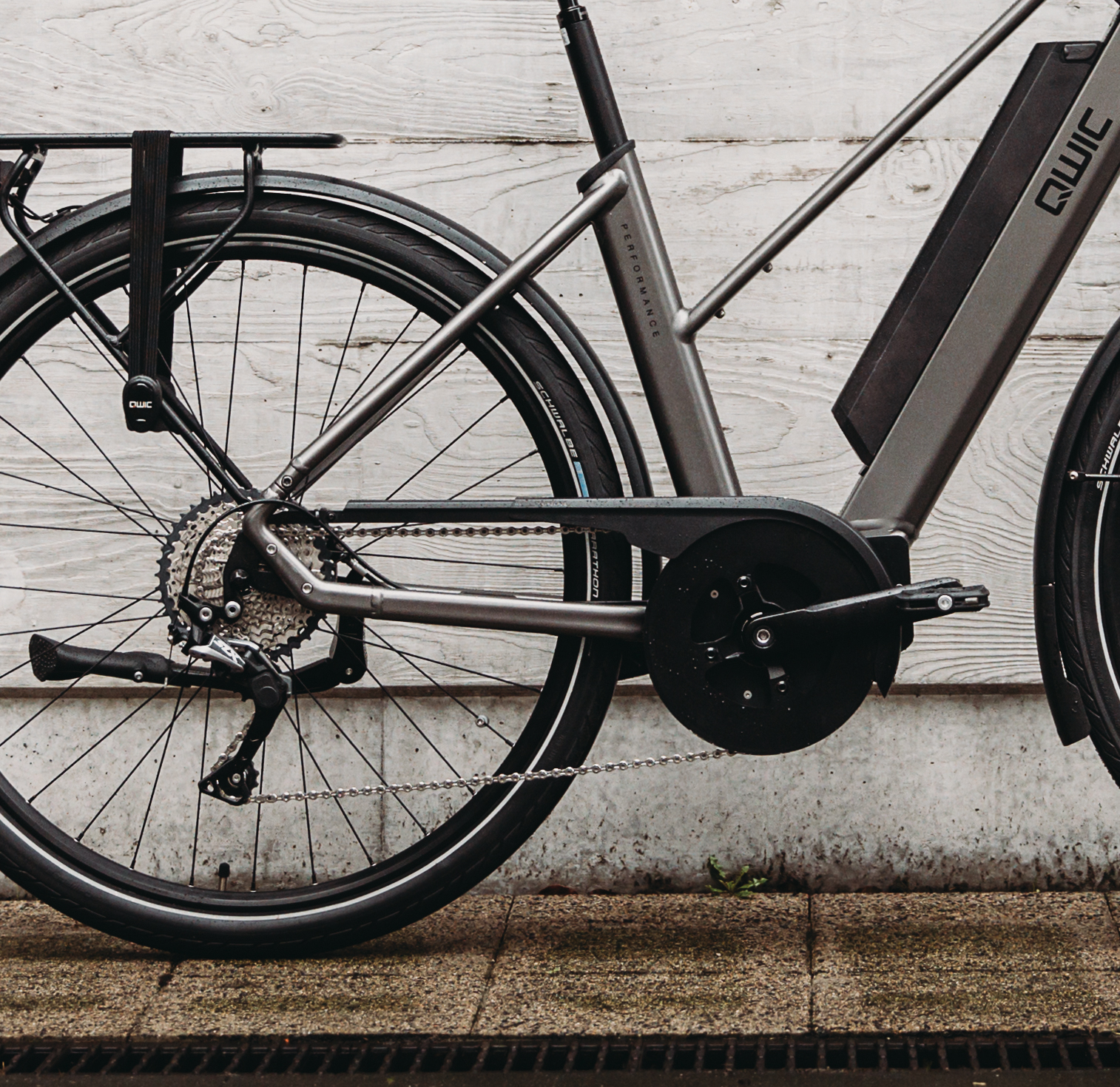 Ananiver Nieuwe aankomst herstel E-bike kettingkast: kiezen voor gesloten, half open of open? | QWIC